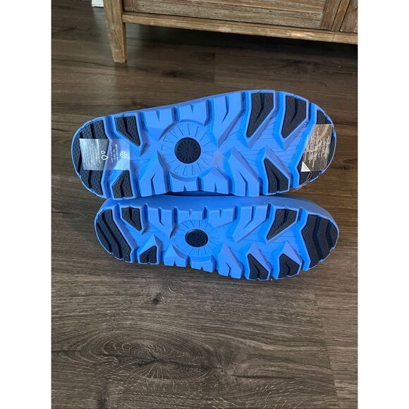 Ugg Classic Short Weather Hybrid size 10 - Picture 7 of 7